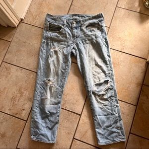 American Eagle distressed stretch jeans